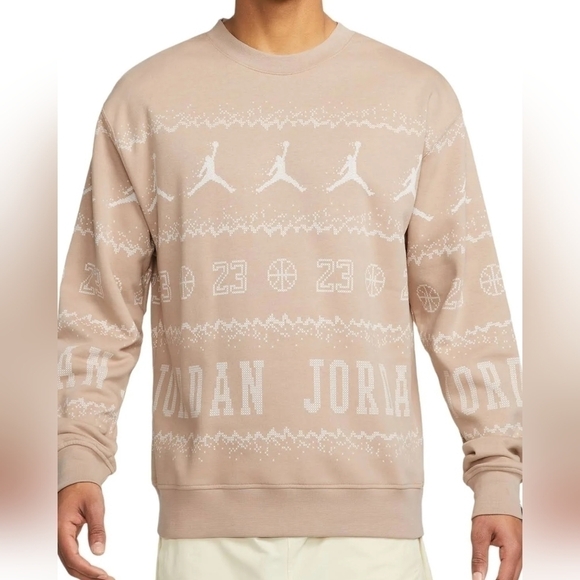 Jordan Essentials Festive Fleece Pullover Sweater Size Medium NWT - Picture 3 of 10